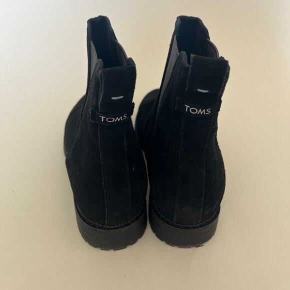 TOMS 'Cleo' US 8.5 Chelsea Black Suede Boot Slip On Ankle Bootie - Picture 8 of 10